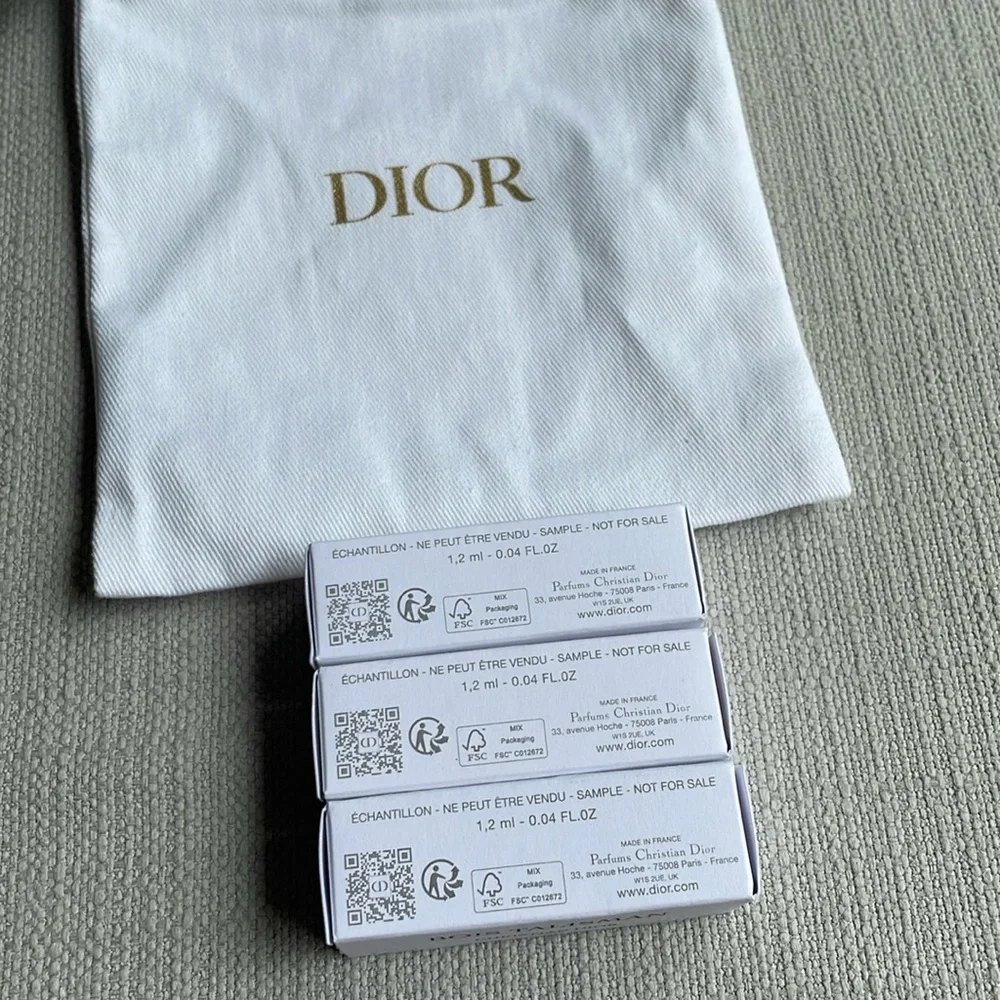 Dior prive luxury fragrance sampler with drawstring pouch